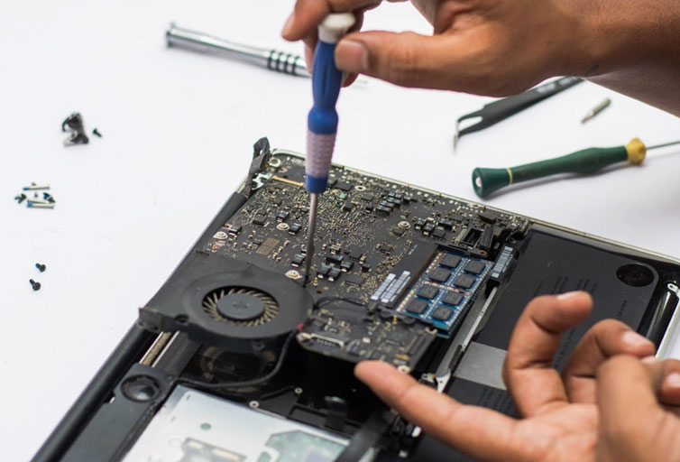 Macbook Repair in Kandivali - Apple Solution